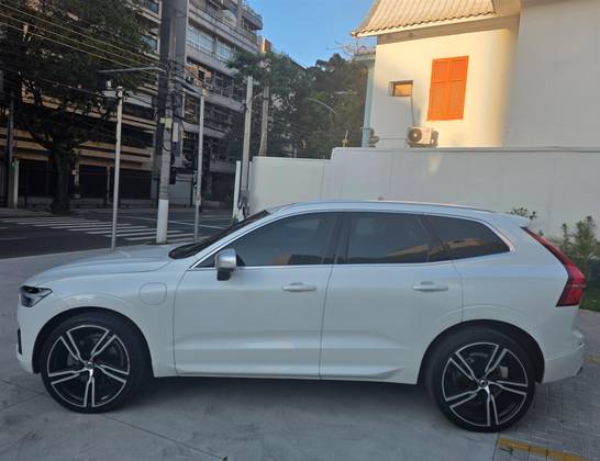 VOLVO XC60 2.0 T8 HYBRID R-DESIGN AWD GEARTRONIC